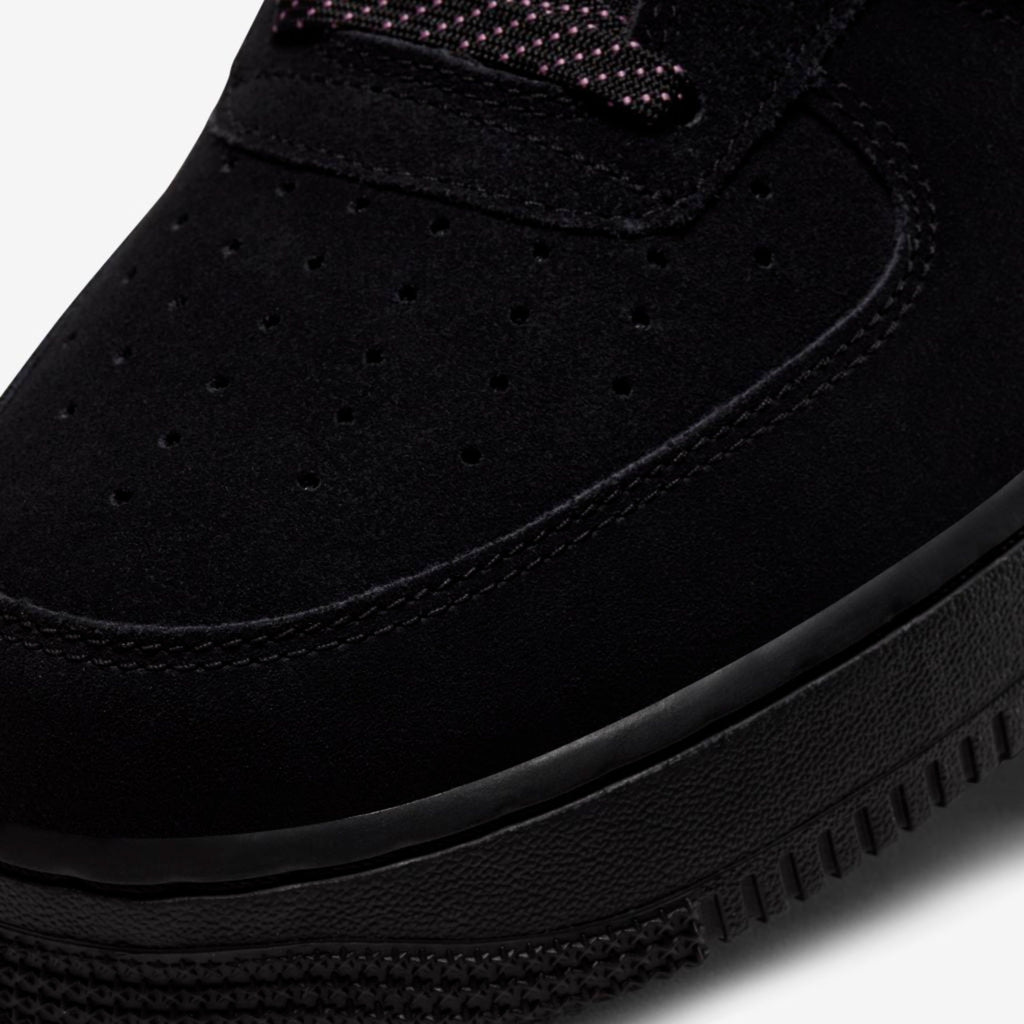 Nike Air Force 1 ’07, the b-ball OG
