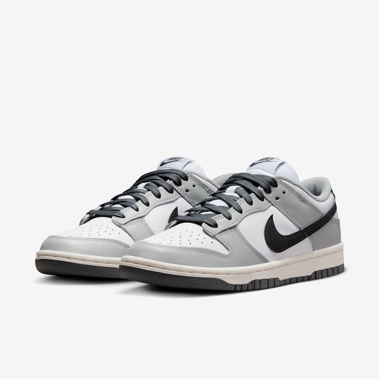Nike Dunk Low "Light Smoke Grey"