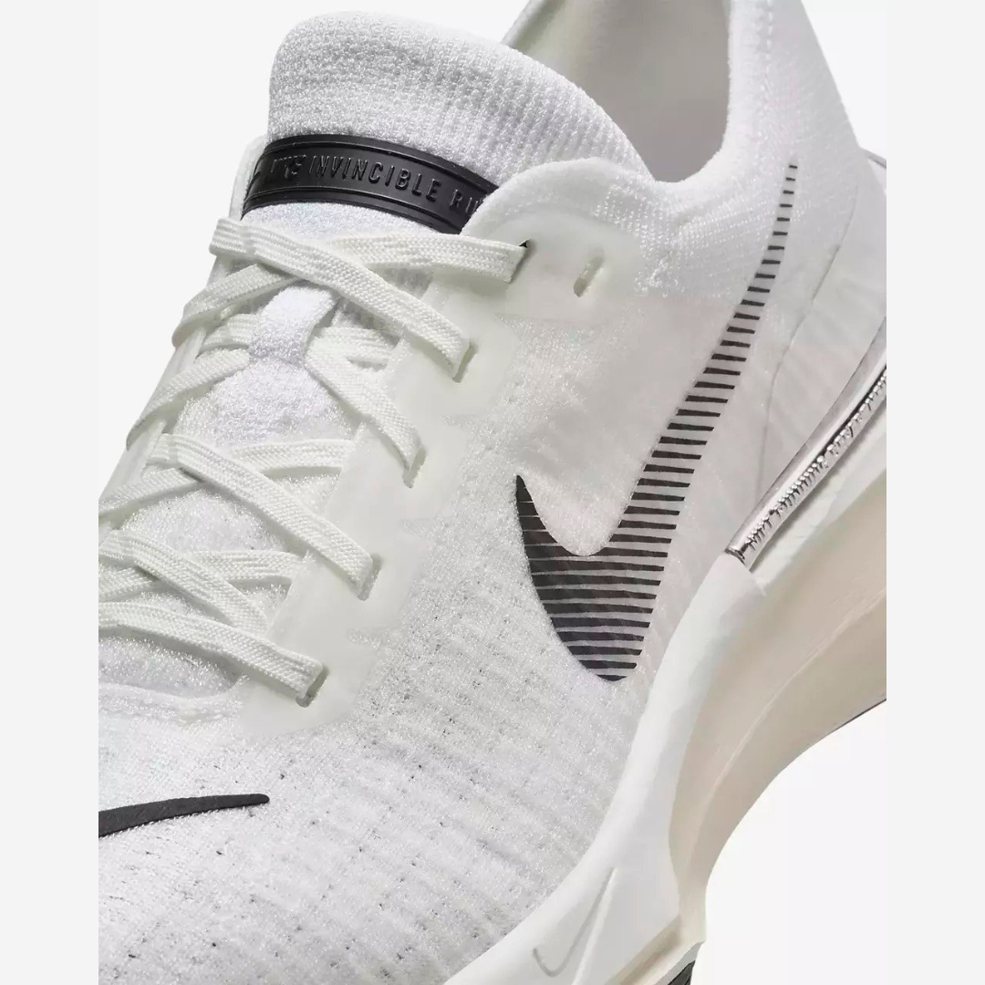 Nike Invincible Run 3 - Branco/Preto
