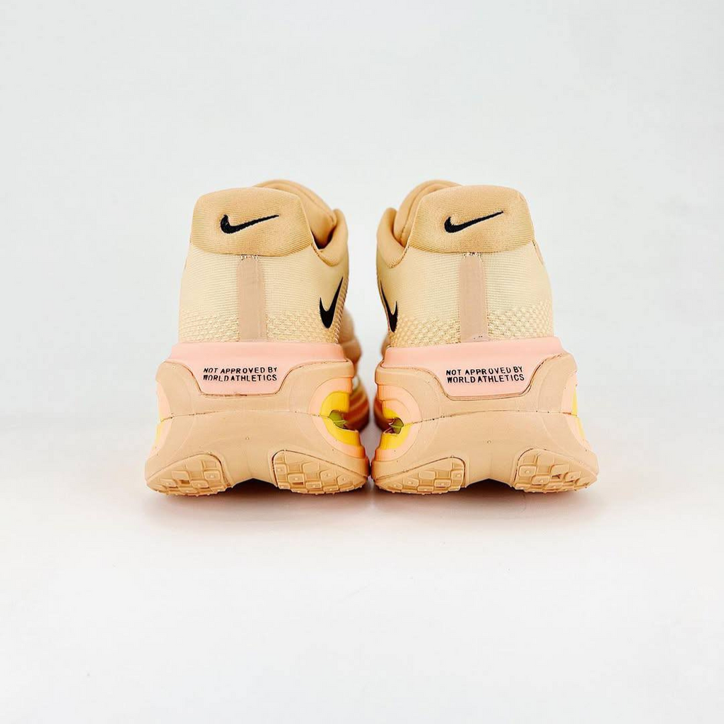 Nike Vomero Premium - Laranja/Preto
