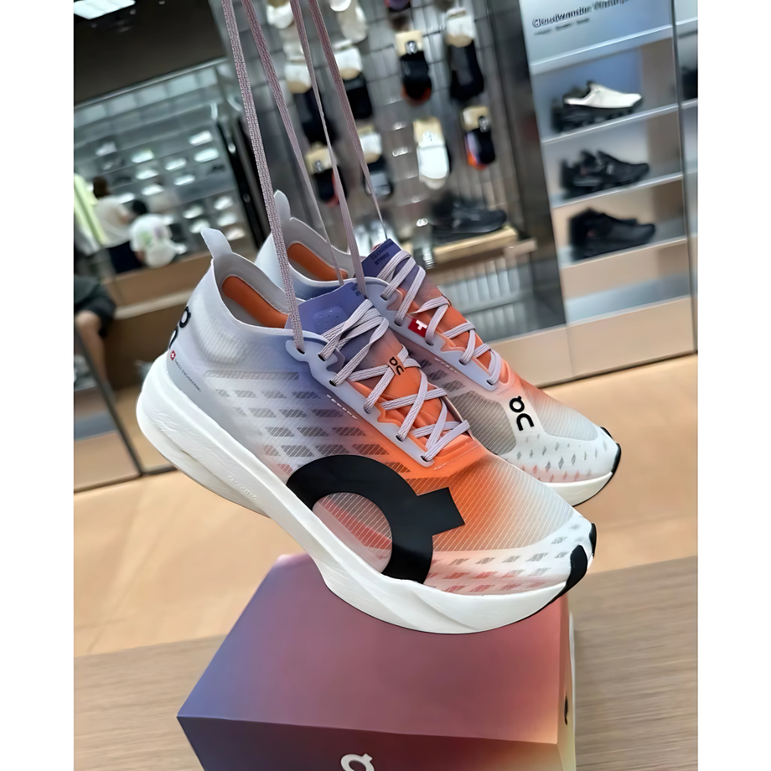 On Running Cloudboom Strike