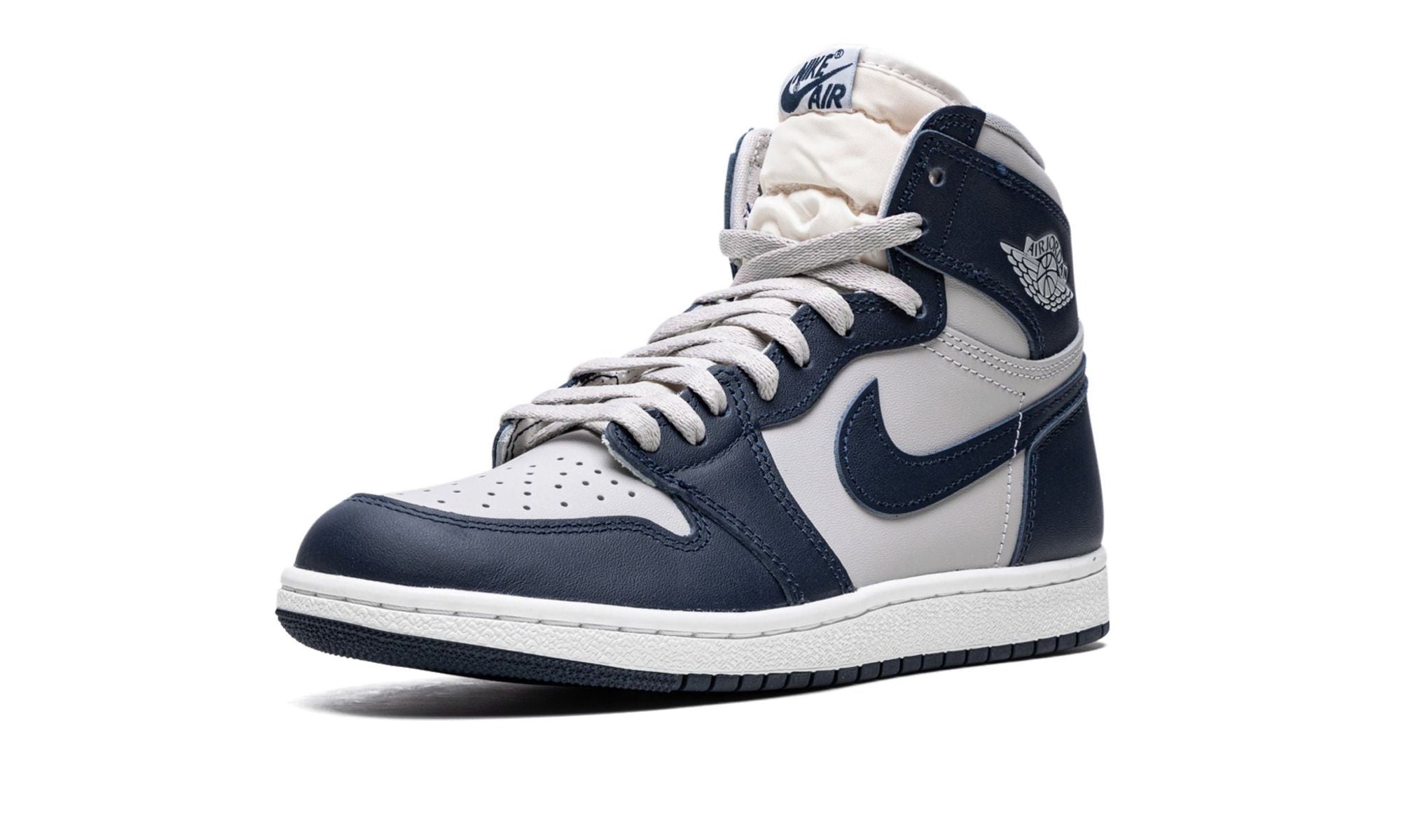 Nike Air Jordan 1 Retro High OG "Georgetown"