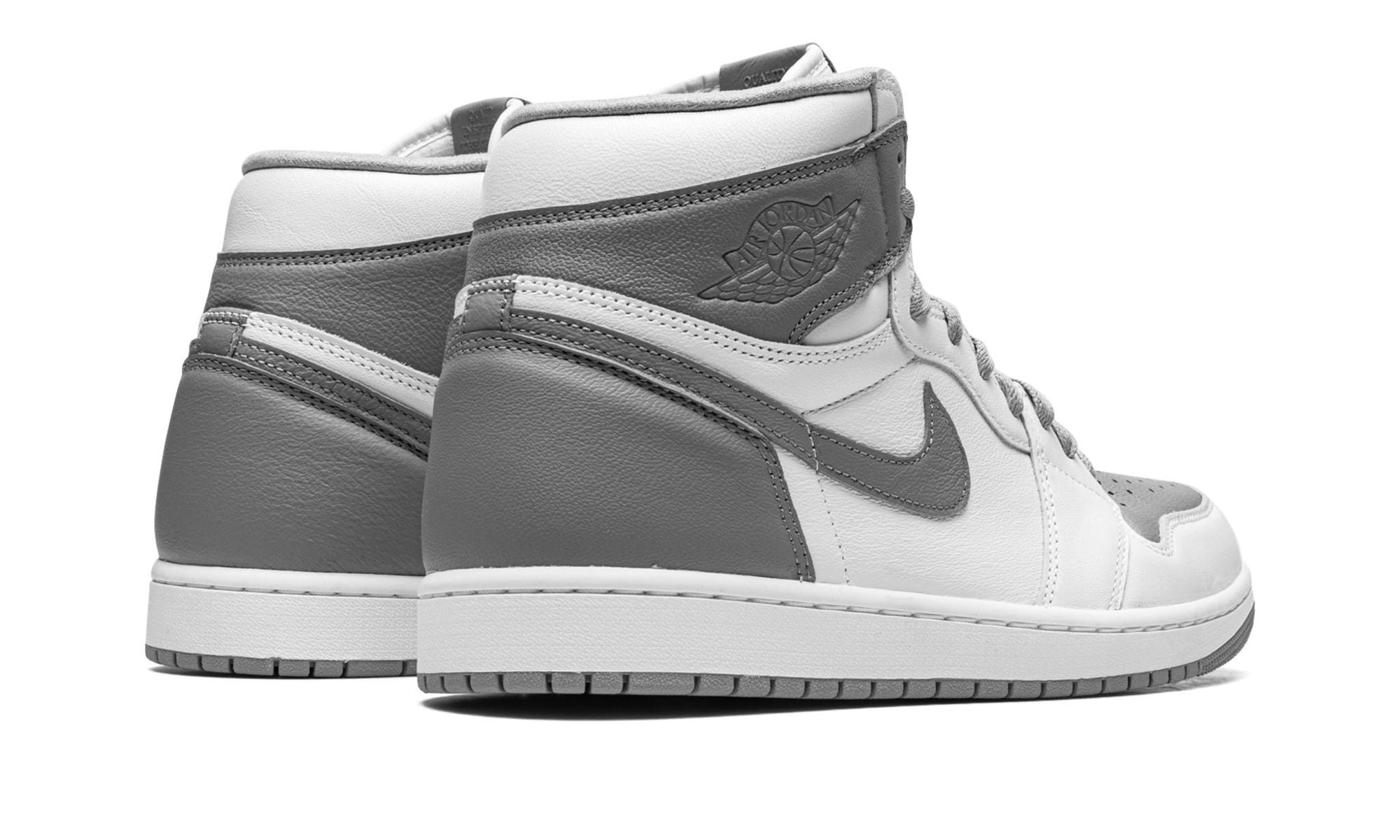 Nike Air Jordan 1 Retro High OG "Stealth"